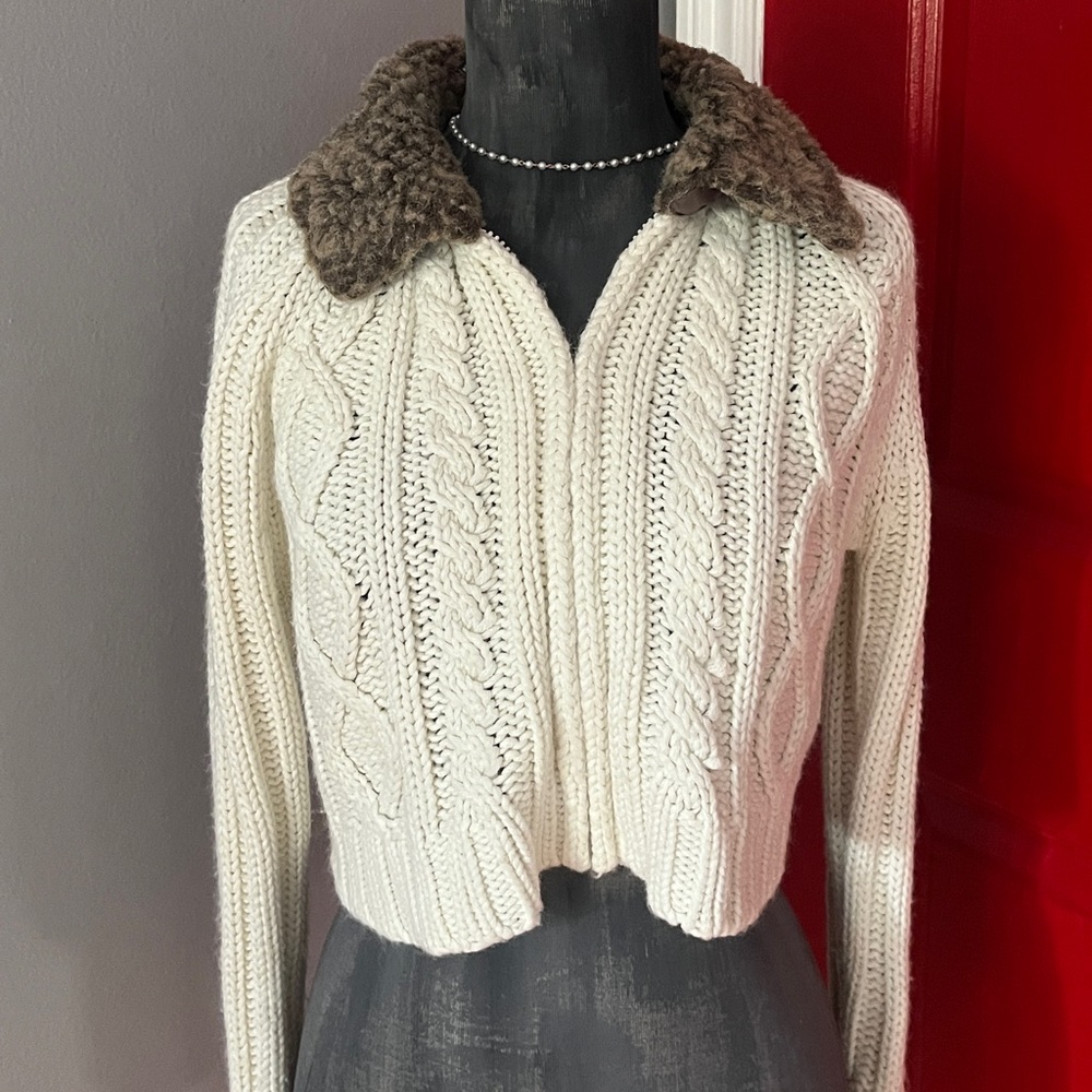 Women's Cream Cable Knit Sweater with Faux Fur Collar